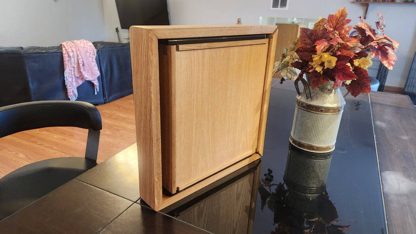 Crossed Revolver Pistol Box